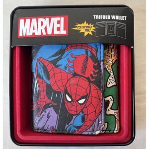 Marvel Comics-Amazing Spiderman Men's Trifold Wallet NEW‎